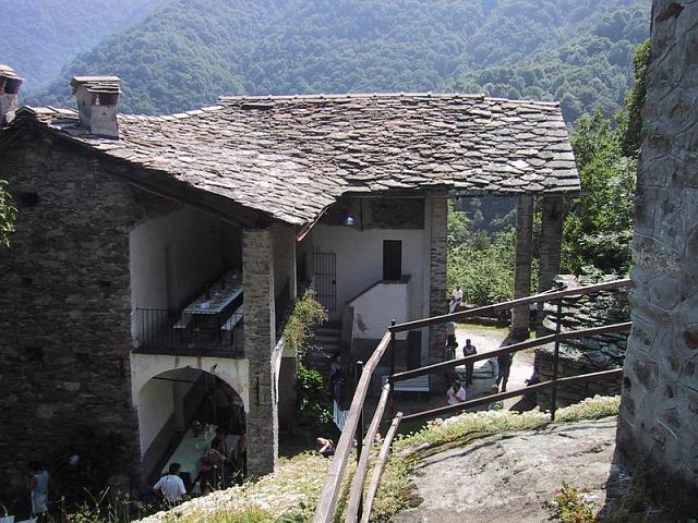 2002-07-27 11-42-18.JPG